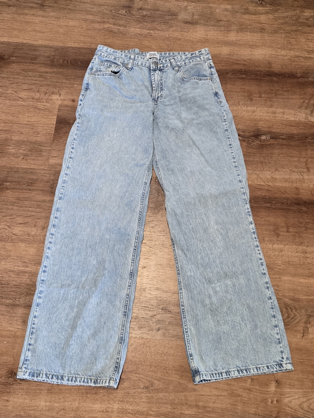 Simple Society Light Blue Wide Leg Jeans  Mid-Rise  5 / 27 Embroidered Cherry